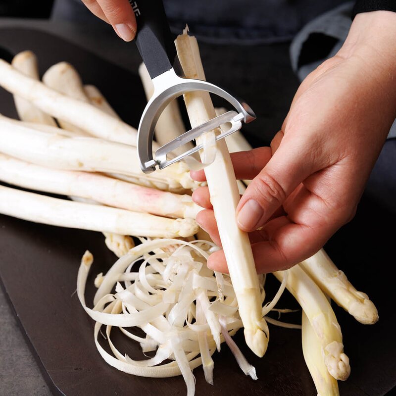 Microplane Professional Y-skalare rak svart