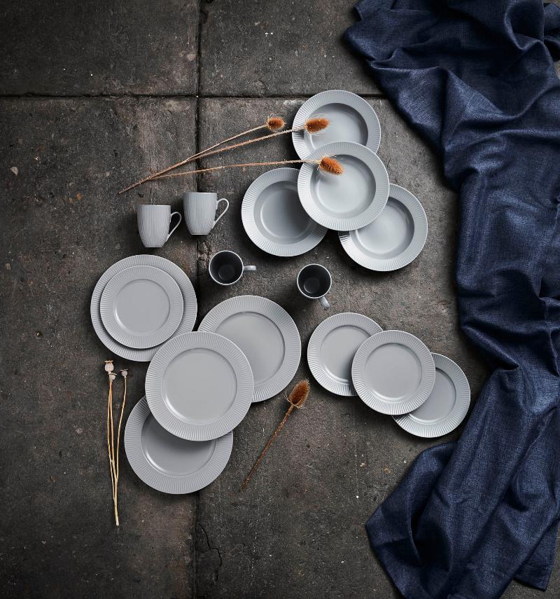 Aida Groovy Tallrik 21 cm Grå