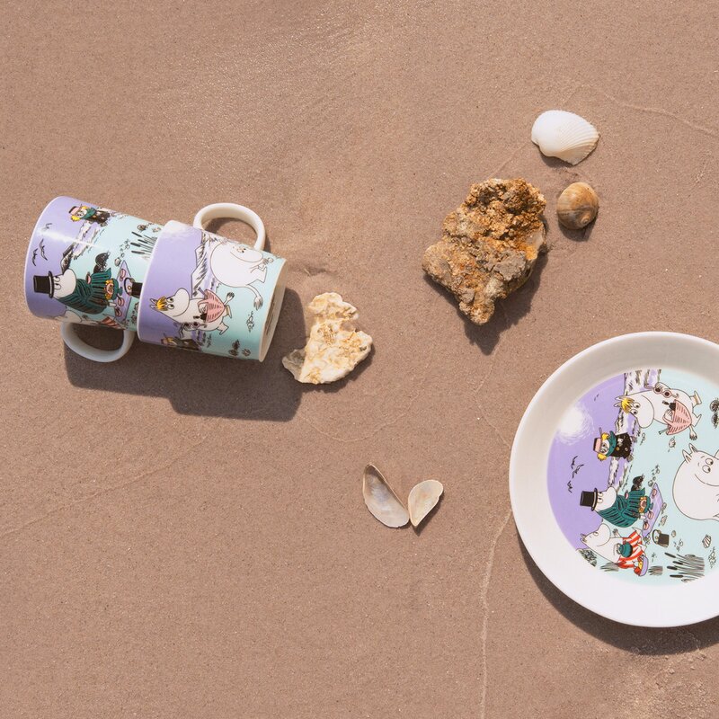 MoominArabia Muminmugg 30 cl En dag på stranden Sommar 2025