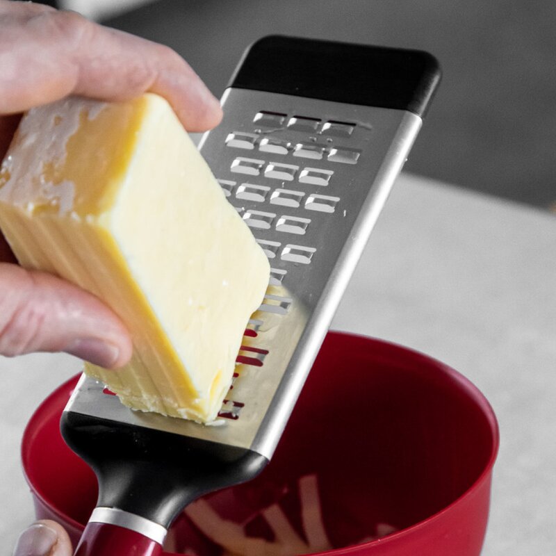 KitchenAid Core rivjärn 29,6 cm empire red